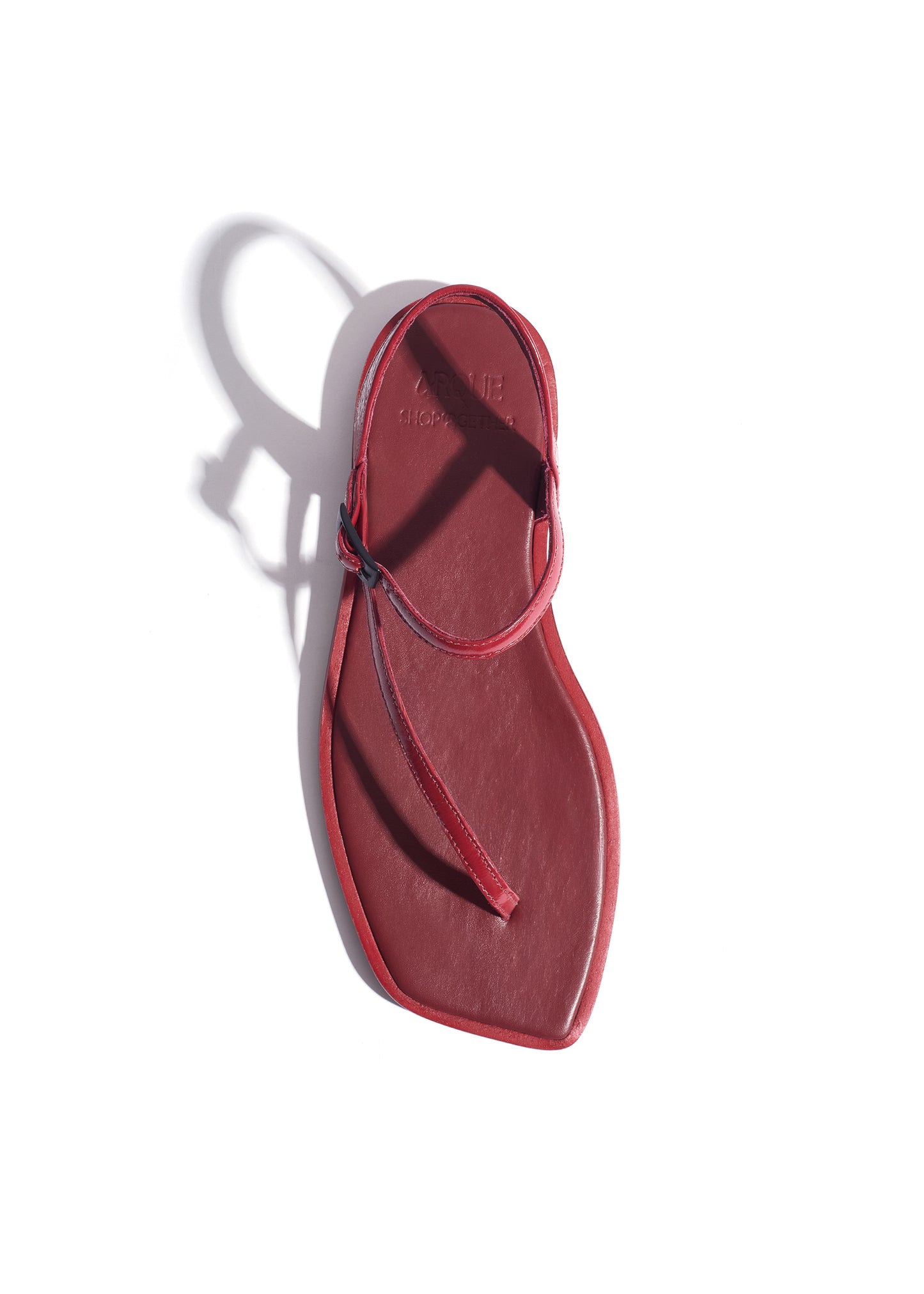 Rasteira Clark ARQUE + Shop2gether Vermelha